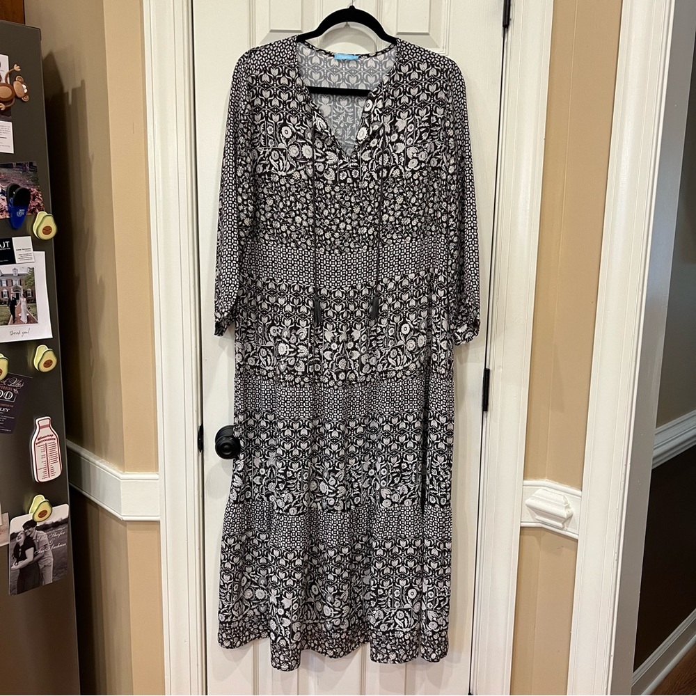 Like New J. McLaughlin Hortense Black White Floral Printed Midi Dress Tiered L